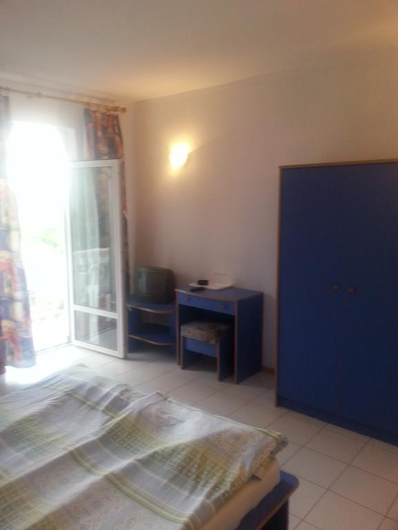 Family Hotel Casablanca Green Warna Zimmer foto